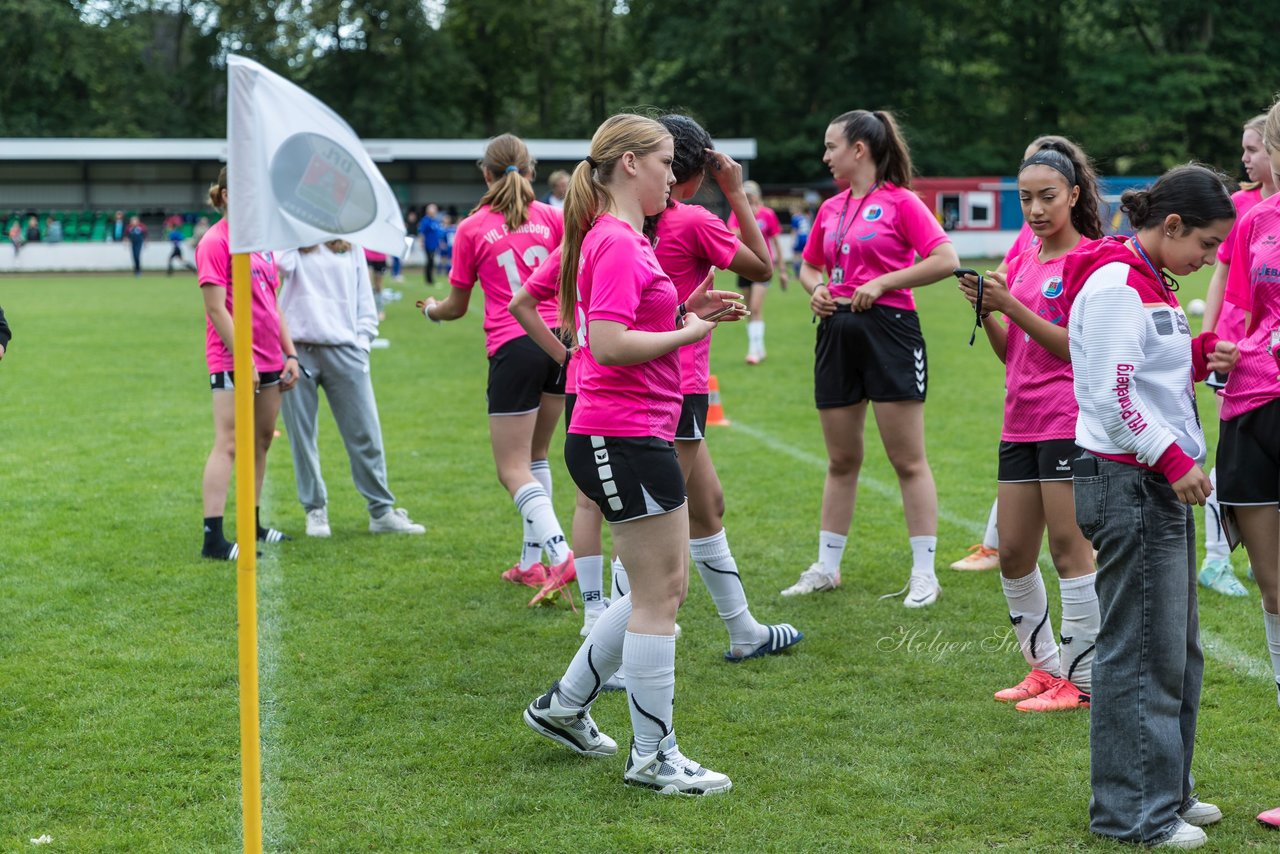 Bild 87 - Loewinnen Cup